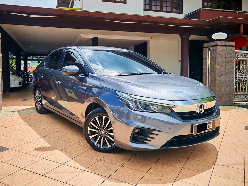 Used 2021 Honda City 1.5 E in Silver for sale in Kuching, Sarawak