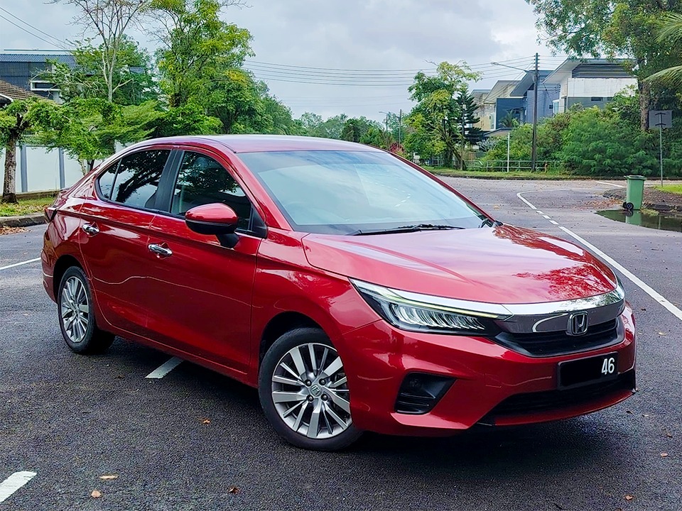 Used 2022 Honda City 1.5L V in Red for sale in Kuching, Sarawak