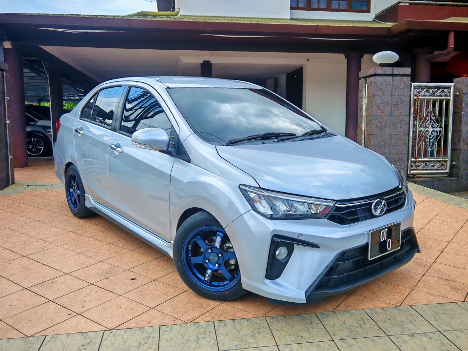 Used 2022 Perodua Bezza 1.3 X in Silver for sale in Kuching, Sarawak